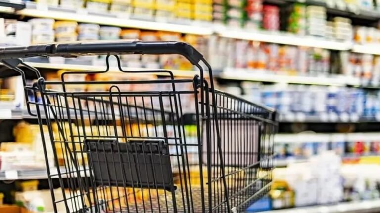 Ventas minoristas pymes cayeron 10% interanual en agosto