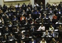 Empiezan las primeras reuniones en el Congreso por el Presupuesto y la Reforma Laboral