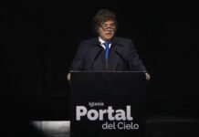 ADEPA cuestionó los ataques de Milei a periodistas y advirtió que “erosionan el debate público”