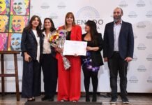 Cargos y premios para la familia