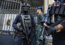 55 heridos tras explosiones en una mezquita escolar de Indonesia