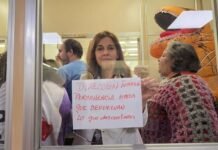 Tensión en el Hospital Garrahan: sindicalistas y militantes ocuparon la Dirección Médica por descuentos salariales