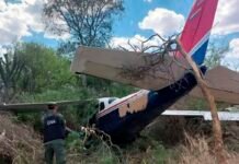 Salta: una avioneta narco se estrelló con 140 kilos de cocaína y hay dos detenidos