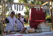 Feria Emprender y Mercado Itinerante: propuestas navideñas de emprendedores locales en Plaza La Alameda