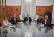 Adorni y Santilli mantuvieron un encuentro con Raúl Jalil y Marcelo Orrego