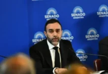 Senado avanza con dictamen del Presupuesto sin el capítulo rechazado por Diputados