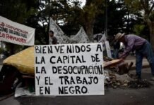 Desempleo en alza: más de 150 mil trabajadores registrados comenzaron a cobrar seguro por desempleo en 2025