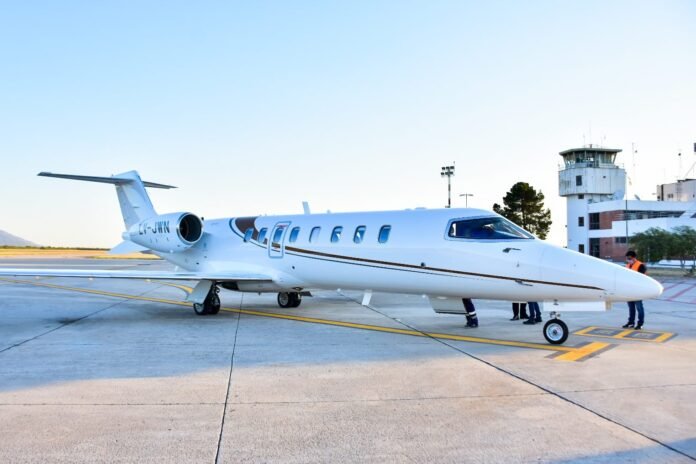 OSEP derivó de urgencia a un recién nacido en avión sanitario