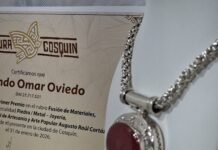 El artesano orfebre Orlando Oviedo, premiado nuevamente en Cosquín