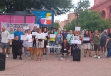 Docentes autoconvocados realizaron una radio abierta en defensa de la educación y la salud