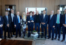 Durante la primera jornada del Argentina Week, el gobierno defendió su plan de ajuste para atraer inversiones privadas