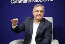 El gobernador llevó tranquilidad a los ñoquis