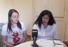 Docentes sostienen el rechazo a la oferta salarial y advierten que sus sueldos “están al límite de la pobreza”