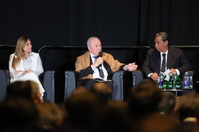 aeabea90-6ec3-4679-962d-3339be30c0cd