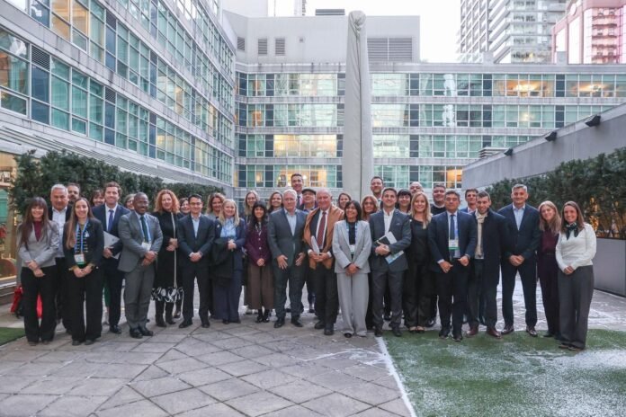 b8030099-ea59-4c9e-b7fa-dedffd45aa6f