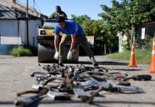 La Capital destruyó 60 caños de escape antirreglamentarios