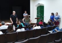 Reconocieron a técnicos en el Día del Mecánico Dental y destacaron la entrega de prótesis gratuitas