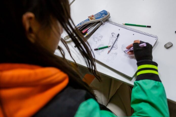 e9883a6d-2962-4f50-a378-98318fc4ceeb