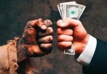 Créditos millonarios para funcionarios mientras crece la mora en los hogares