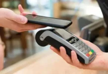 Billeteras virtuales y bancos compiten por el control de las finanzas cotidianas