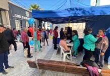 La Capital celebró el Día de la Enfermería con una jornada de prevención y autocuidado en la Peatonal