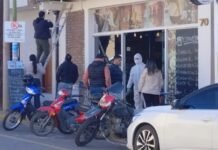 Murió un abogado en un kiosco céntrico de la Capital