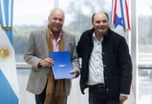 Gustavo Saadi declaró visitante ilustre al embajador de Panamá en Argentina
