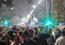 Miles de fanáticos despiden al Indio Solari en Villa Domínico