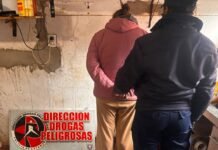 En distintos operativos antidrogas en la Capital Policías detuvieron a tres personas, secuestraron gran cantidad de ansiolíticos, Marihuana, teléfonos celulares y una moto