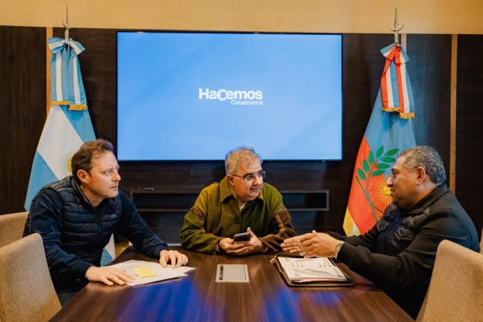 El Gobierno realiza aporte extraordinario a Antofagasta de la Sierra por el temporal de nieve