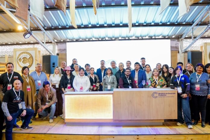Un renovado pabellón Bodegas & Delicatessen abrió en el Poncho 2026 (2)