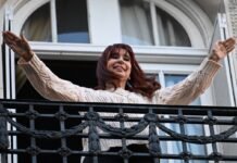 La Justicia embargó el departamento donde Cristina Kirchner cumple prisión domiciliaria