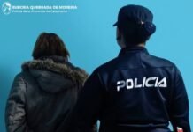 Recuperaron un celular robado y aprehendieron a una mujer en la Capital