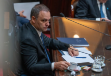 Manuel Adorni presentó la justificación de su patrimonio en la causa por presunto enriquecimiento ilícito
