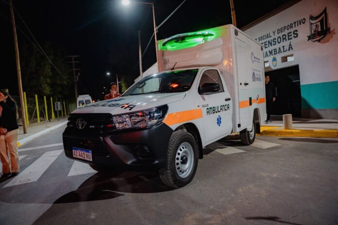 Fiambalá incorporó una nueva ambulancia y equipamiento de alta tecnología con fondos del fideicomiso minero (2)