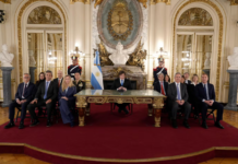 Milei reúne otra vez a sus ministros para debatir el proyecto sobre Malvinas y el Presupuesto 2027