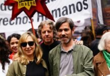 La izquierda marchó a Plaza de Mayo y reclamó a la CGT un paro nacional