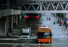 Bangkok declaró el estado de desastre en sus 50 distritos por las inundaciones