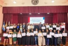 Docentes municipales finalizaron diplomaturas en lectura crítica y educación inclusiva