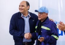 Saadi encabezó otra entrega de más de 100 anteojos e inauguró un nuevo SUM en el Club Salta Central